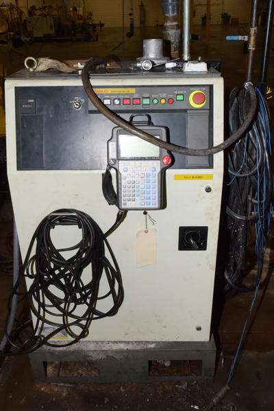 Detailed Pictures of Fanuc Robotics Six Axis Robot with Extractor Package DCMP-4385