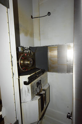 Detailed Pictures of Haas 4 Axis CNC Vertical Machining Centers DCMP-4399