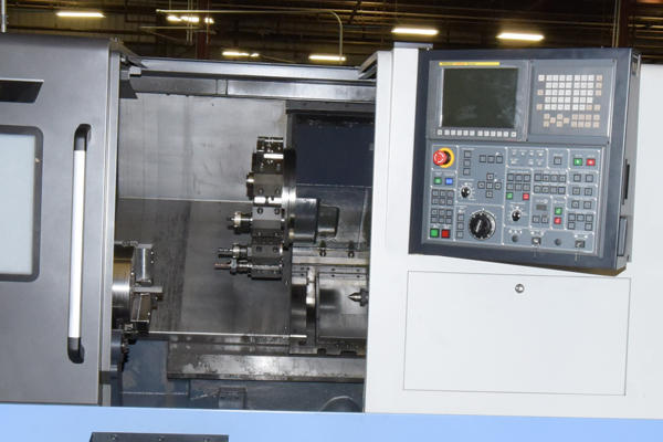 Detailed Pictures of Doosan 2 Axis CNC Turning Center DCMP-4405