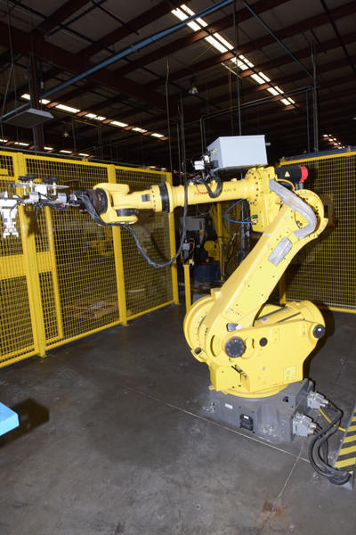 Picture of Fanuc Robotics Model S-430iW Six Axis Robot with Extractor Package For_Sale DCM-4414