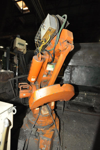 Picture of ABB Six Axis Foundry Rated Industrial Robot with Extractor Package/Gripper for Extracting Die Castings DCMP-4486