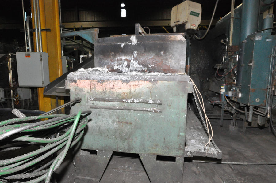 Picture of Lindberg MPH Low Energy High Efficiency Electric Heated Aluminum Holding Furnace DCMP-4492