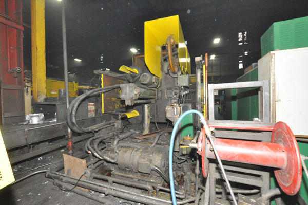 Image of Horizontal Cold Chamber Aluminum High Pressure Die Casting Machine For_Sale DCM-4502 Picture of Model Toshiba DC 800 CL-HT DCMP-4502