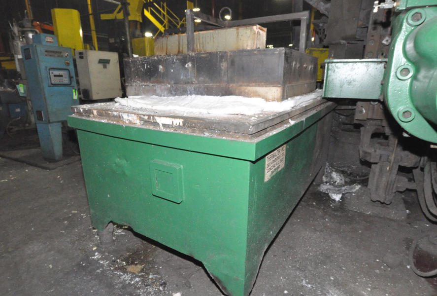 Image of Lindberg MPH Model 62-H1816-L-SP Low Energy Electric Aluminum Holding Furnace For_Sale DCM-4503 Image of Low Energy High Efficiency Electric Heated Aluminum Holding Furnace For_Sale DCM-4503