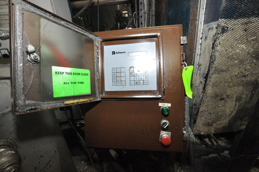 Used Acheson DAG RL2621233 60 Inches of stroke Die Sprayer for Die