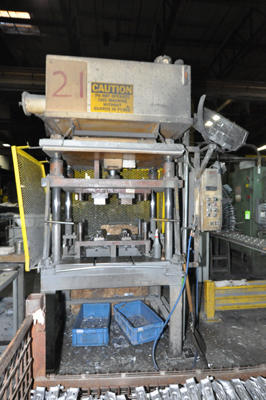 Picture of Metal Mechanics 35 Four Column (Post) Vertical Hydraulic Die Casting Trim Press For_Sale DCMP-4526