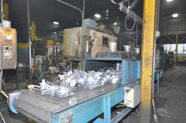 Detailed Pictures of Birch Cold Chamber Die Casting Machine DCMP-4541