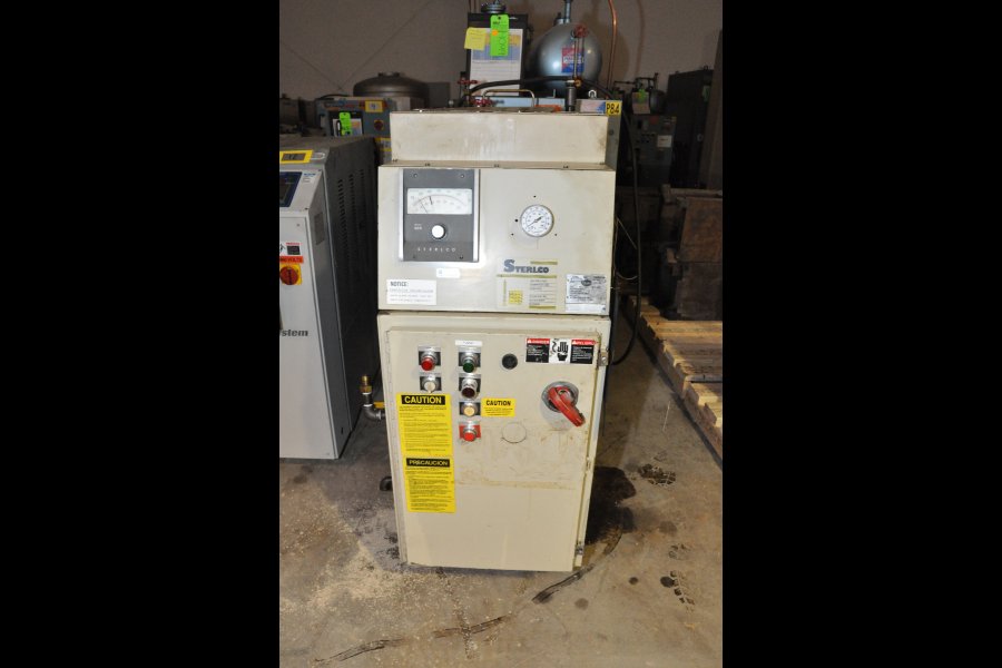 Picture of Sterlco Single Zone Portable Hot Oil Process Heater Temperature Control Unit DCMP-4628