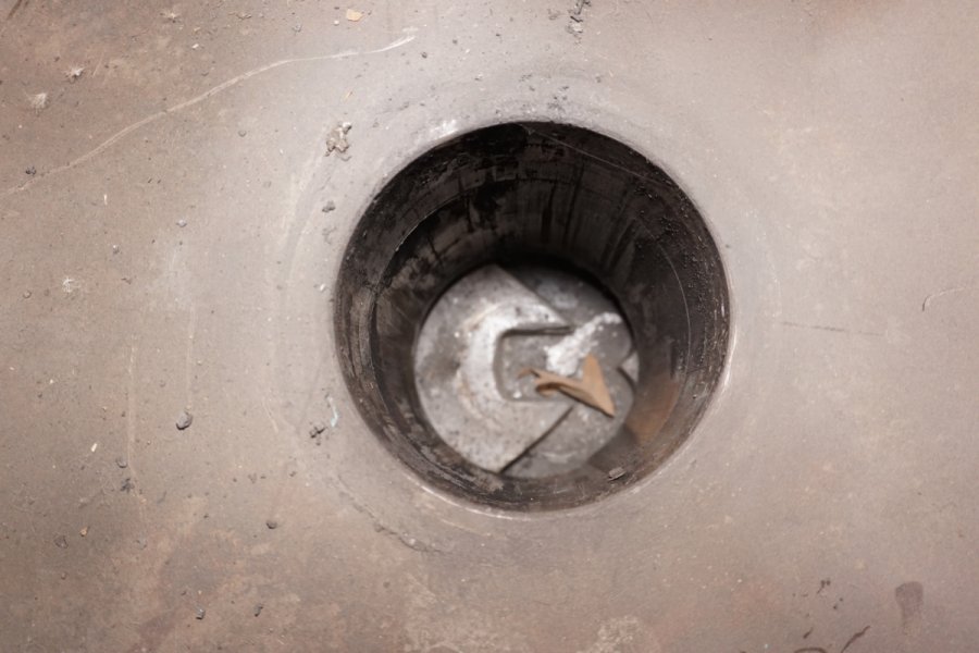 Detailed Pictures of DME Standard Duty, Double Unit, Cold Chamber Aluminum master unit die holder DCMP-4633