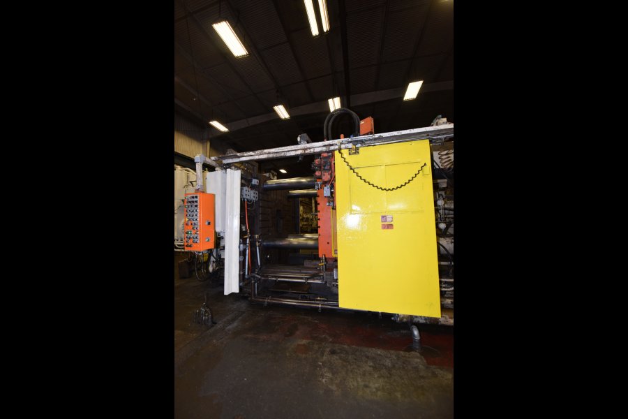 Picture of Prince 1242 CCM Horizontal Cold Chamber Aluminum High Pressure Die Casting Machine For_Sale DCMP-4639