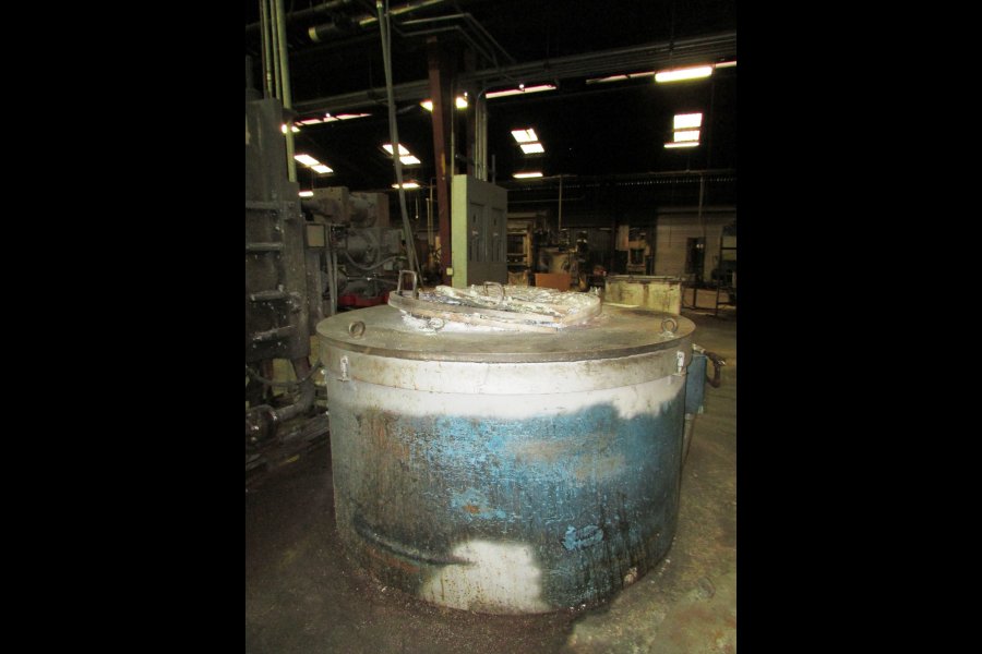 Picture of Dynarad EC-2400 Electric Heated Silicon Carbide Crucible Type Aluminum Melting & Holding Furnace For_Sale DCMP-4649