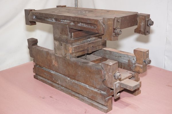 Image of Standard Duty, Double Unit, Hot Chamber Zinc master unit die holder For_Sale DCM-4720