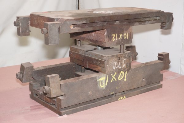 Picture of DME Standard Duty, Double Unit, Hot Chamber Zinc master unit die holder DCMP-4721