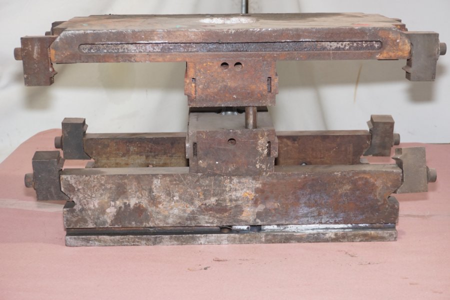 Detailed Pictures of DME Standard Duty, Double Unit, Hot Chamber Zinc master unit die holder DCMP-4721