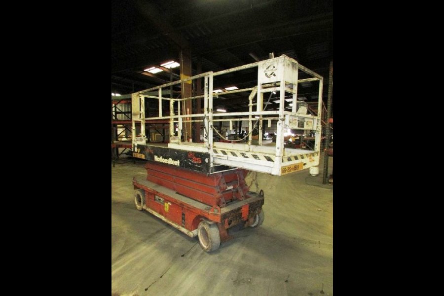 Used Snorkel SL25 25 foot Forklift For_Sale DCM4729