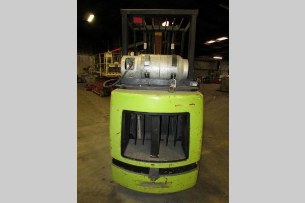 Detailed Pictures of Clark Forklift DCMP-4730