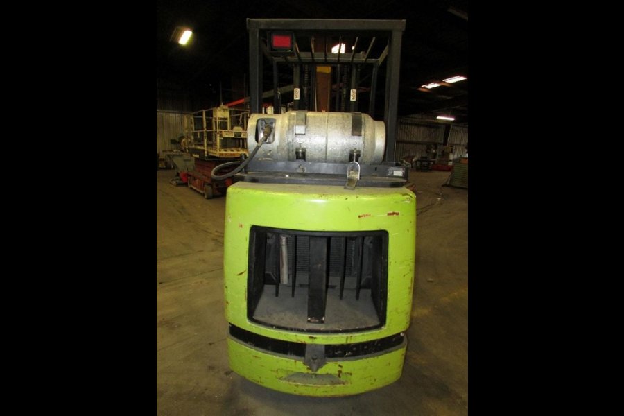 Detailed Pictures of Clark Forklift DCMP-4730 Detailed Pictures of Clark Forklift DCMP-4730