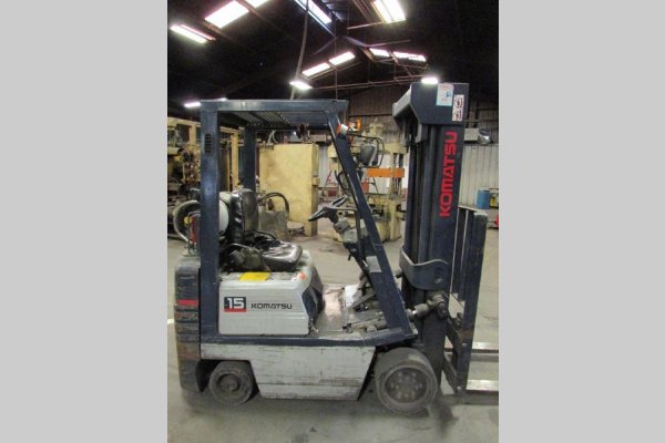 Detailed Pictures of Komatsu Forklift DCMP-4733