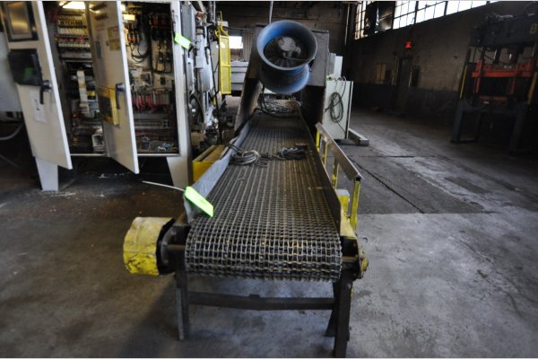 Picture of Model PDC  DCMP-4840 Picture of PDC Metal Chain Plate Conveyor Belt with Forced Air Cooling Fans and Tunnel for Die Cast and Foundry Applications DCMP-4840