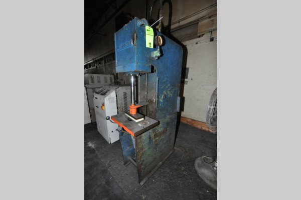 Picture of Hannifin Press C-Frame (Gap Frame) Vertical Hydraulic Die Cast Trimming Press DCMP-4859