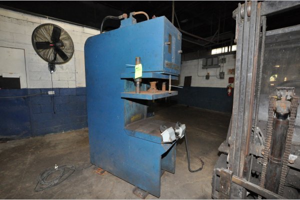 Picture of Neff C-Frame C-Frame (Gap Frame) Vertical Hydraulic Die Cast Trimming Press For_Sale DCMP-4860