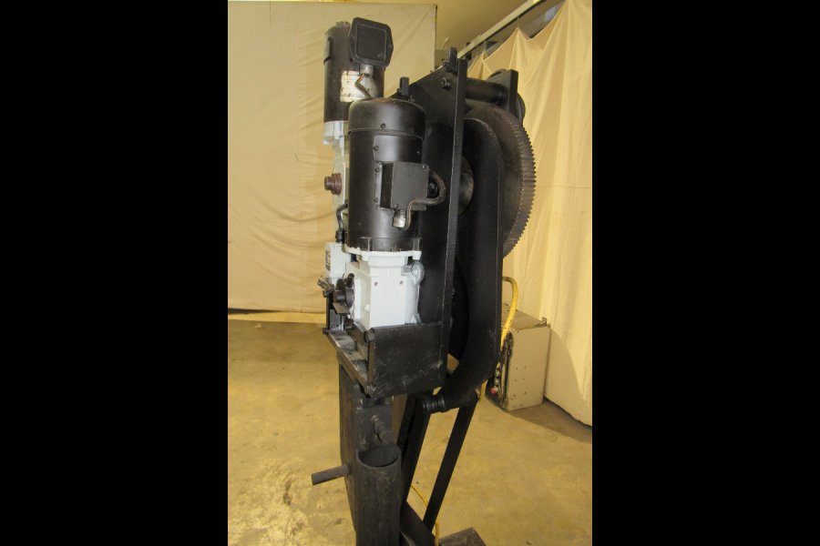 Detailed Pictures of Rimrock Automatic Ladler for Die Cast & Foundry DCMP-4870