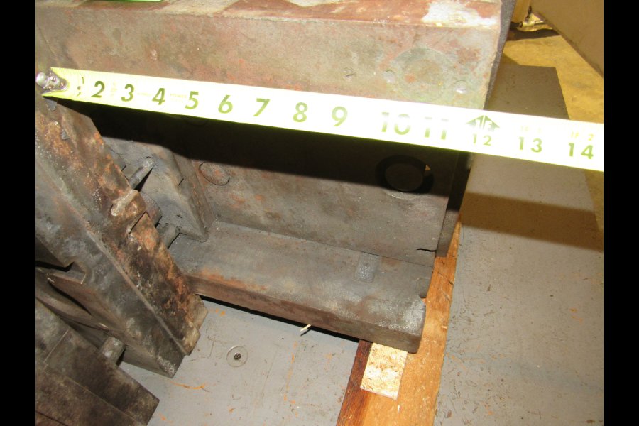 Detailed Pictures of DME Standard Duty, Double Unit, Cold Chamber Aluminum master unit die holder DCMP-4885