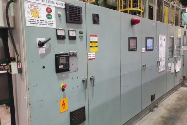 Detailed Pictures of Ube Cold Chamber Die Casting Machine DCMP-4904 Detailed Pictures of Ube Cold Chamber Die Casting Machine DCMP-4904
