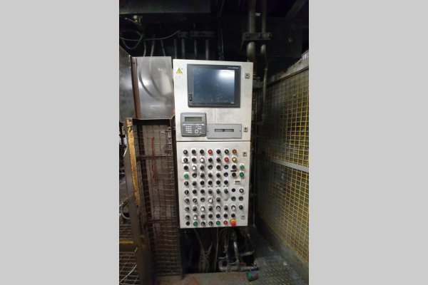 Detailed Pictures of Ube Cold Chamber Die Casting Machine DCMP-4904 Detailed Pictures of Ube Cold Chamber Die Casting Machine DCMP-4904