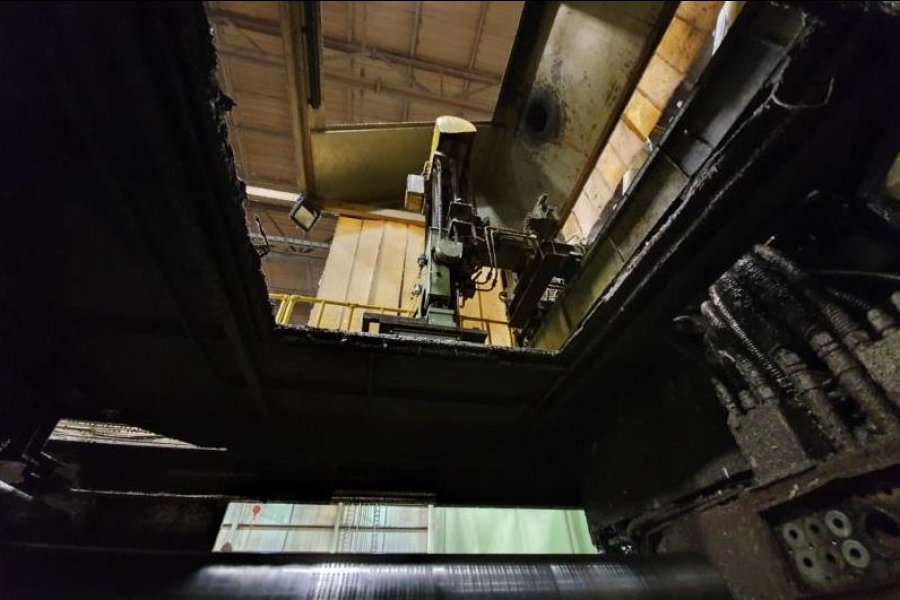 Detailed Pictures of Ube Cold Chamber Die Casting Machine DCMP-4904 Detailed Pictures of Ube Cold Chamber Die Casting Machine DCMP-4904