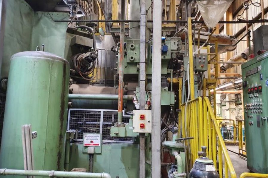 Detailed Pictures of Ube Cold Chamber Die Casting Machine DCMP-4904 Detailed Pictures of Ube Cold Chamber Die Casting Machine DCMP-4904