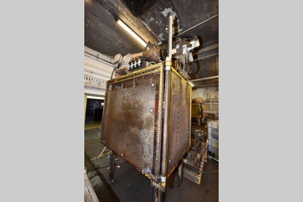 Image of Four Column (Post) Vertical Hydraulic Die Casting Trim Press For_Sale DCM-4929