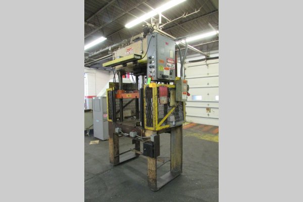 Picture of Kard Trim Press Model TP-30-4 Vertical Die Cast Trimming Press For_Sale DCM-4931