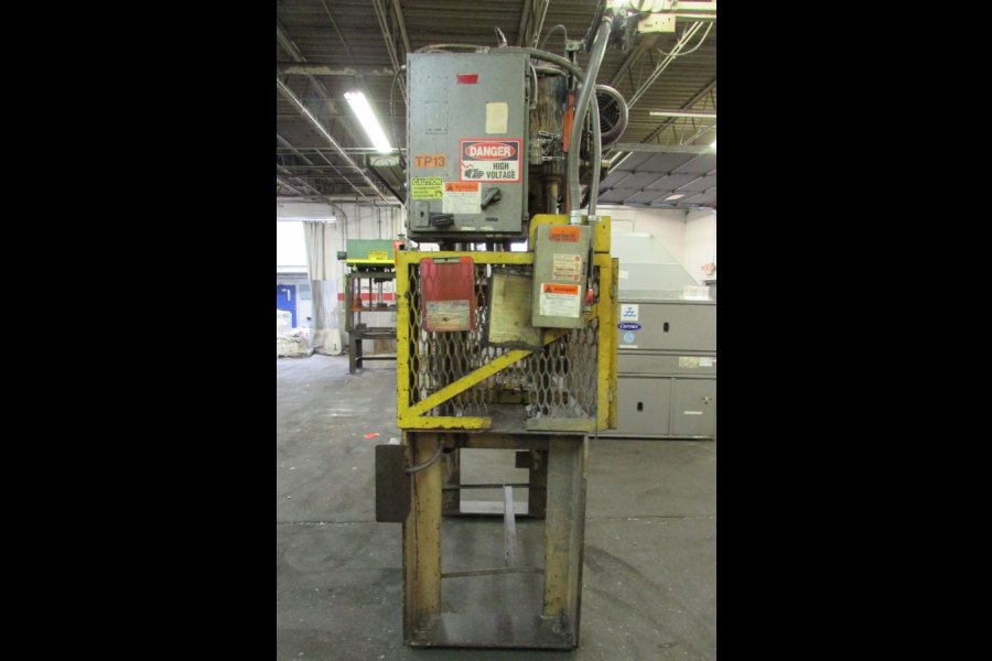 Detailed Pictures of Kard Trim Press Vertical Die Cast Trimming Press DCMP-4931