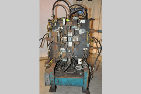 Detailed Pictures of Techmire Multi-slide Hot Chamber Miniature Die Cast Machine DCMP-4972