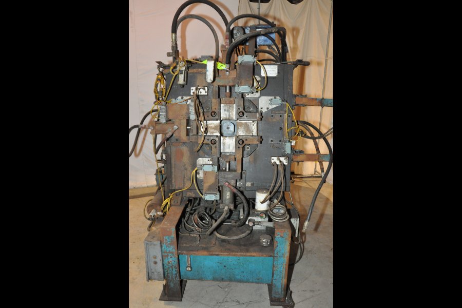 Detailed Pictures of Techmire Multi-slide Hot Chamber Miniature Die Cast Machine DCMP-4972