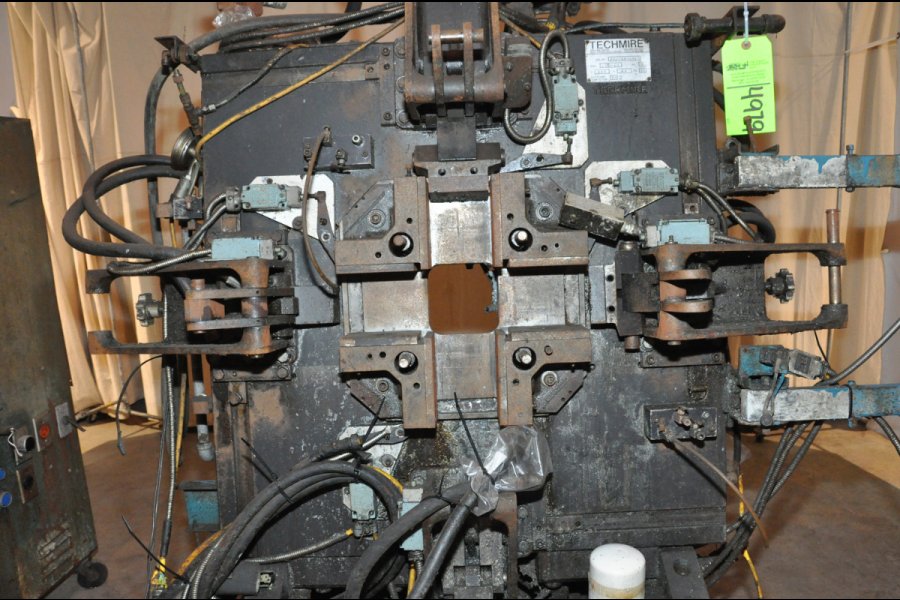 Detailed Pictures of Techmire Multi-slide Hot Chamber Miniature Die Cast Machine DCMP-4979 Detailed Pictures of Techmire Multi-slide Hot Chamber Miniature Die Cast Machine DCMP-4979