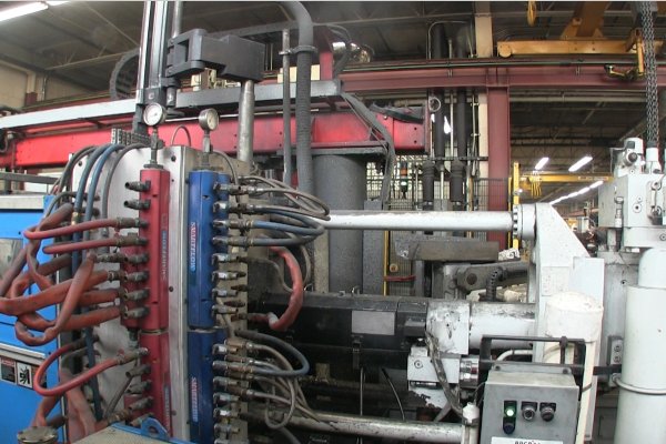 Detailed Pictures of Frech Cold Chamber Die Casting Machine DCMP-4985 Detailed Pictures of Frech Cold Chamber Die Casting Machine DCMP-4985