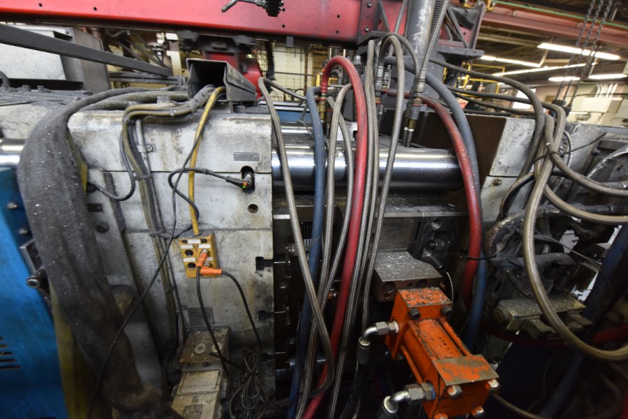 Detailed Pictures of Frech Cold Chamber Die Casting Machine DCMP-4985 Detailed Pictures of Frech Cold Chamber Die Casting Machine DCMP-4985
