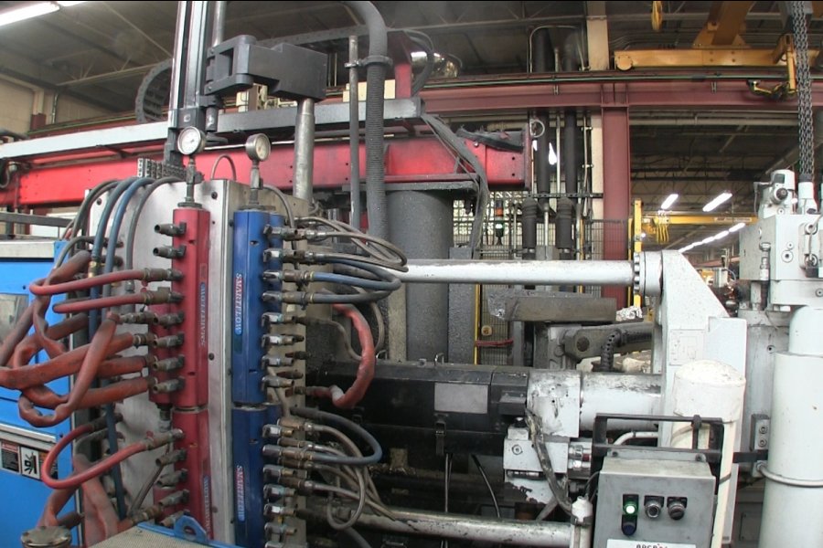 Detailed Pictures of Frech Cold Chamber Die Casting Machine DCMP-4985 Detailed Pictures of Frech Cold Chamber Die Casting Machine DCMP-4985