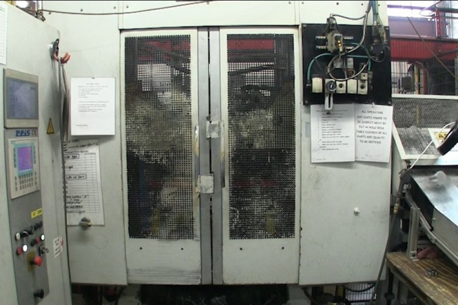 Detailed Pictures of Frech Cold Chamber Die Casting Machine DCMP-4985 Detailed Pictures of Frech Cold Chamber Die Casting Machine DCMP-4985