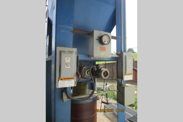 La Foto De Wheelabrator JPSM 2D4 Colector de Polvo de Tipo Cartucho En_Venta DCMP-5014 La Foto De Wheelabrator Modelo JPSM 2D4 Colector de Polvo En_Venta DCM-5014