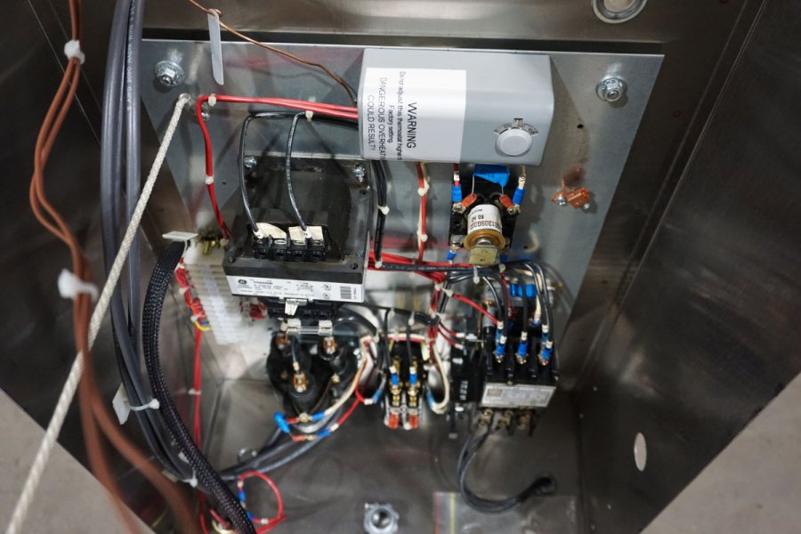 Detailed Pictures of Temptek Single Zone Hot Oil Heater Unit DCMP-5041