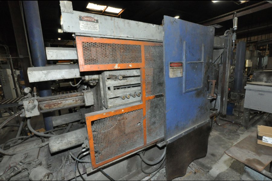 Picture of HPM Horizontal Cold Chamber Aluminum High Pressure Die Casting Machine DCMP-5127