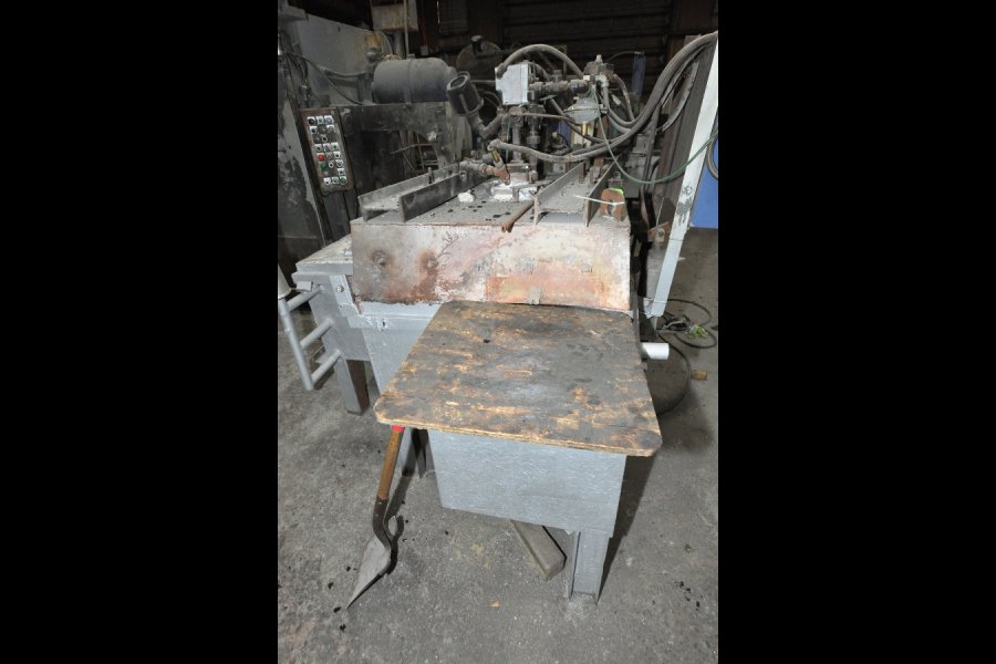 Detailed Pictures of TDC-HF Low Energy Gas Heated Aluminum Holding Furnace DCMP-5137