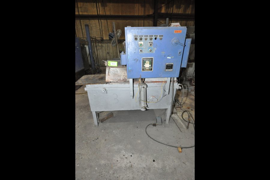 Detailed Pictures of TDC-HF Low Energy Gas Heated Aluminum Holding Furnace DCMP-5137