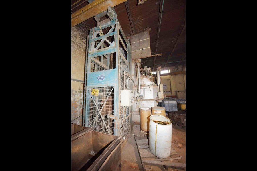 Picture of Striko Westofen MH II-N 1000/1000 G-eg Stack (tower/shaft) Type Stationary Aluminum Melting and Holding Furnace For_Sale DCMP-5180