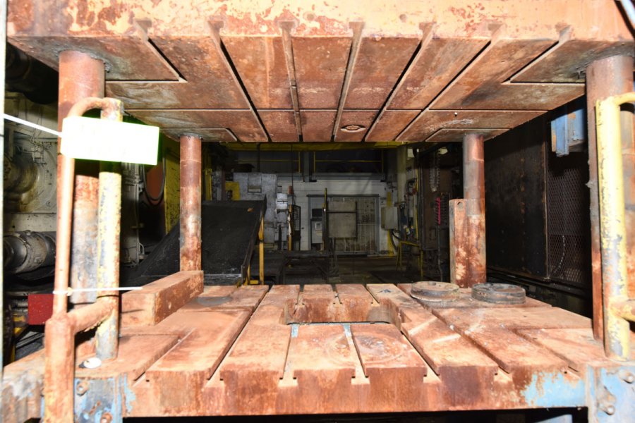 Detailed Pictures of Birch Trim Press Vertical Die Cast Trimming Press DCMP-5200