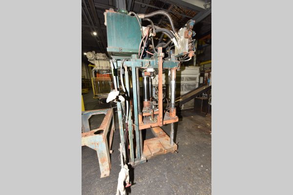 La Foto De Modelo Metal Mechanics 50 DCMP-5202