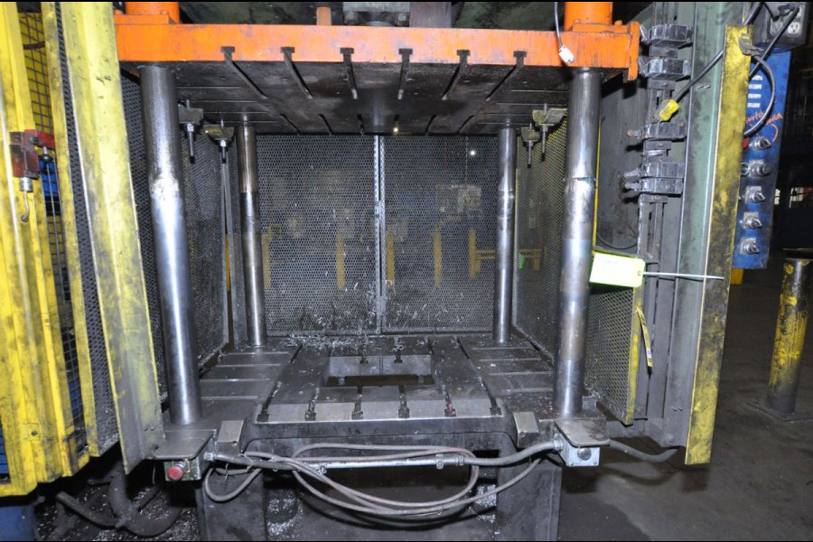 Fotos Detalladas de Metal Mechanics Prensa de Recorte de Fundición Vertical DCMP-5210